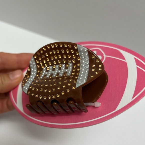 NWOT 🏈 Piper K Football Mom Game Time Tailgating Hair Claw - Picture 15 of 15